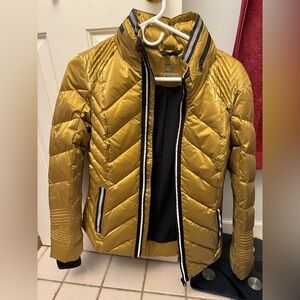 Gold blanc noir down puffer jacket size M. EUC